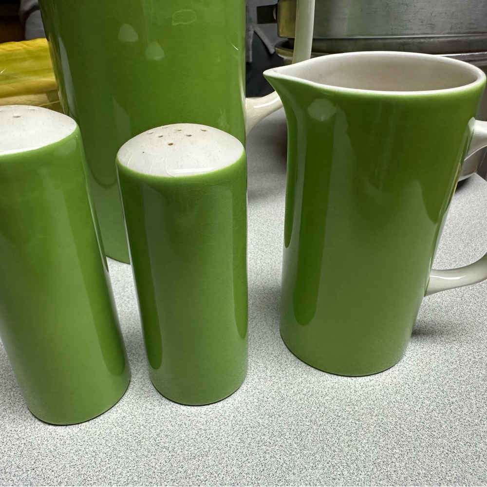 MCM Emerald Isle 1960s Coffee‎ Pot Creamer Salt Shakers